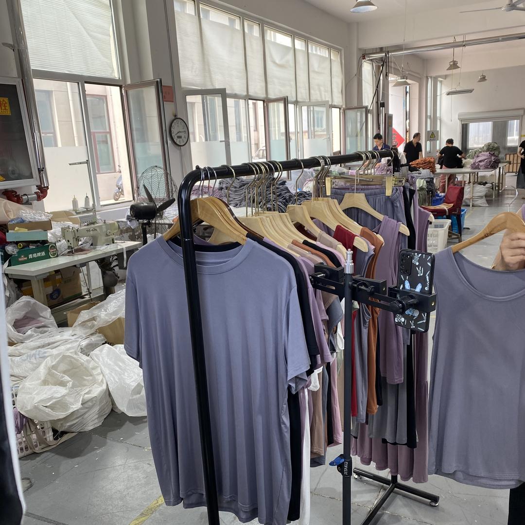 Lsooyeon水妍大连雨格国际贸易有限公司女装专卖店