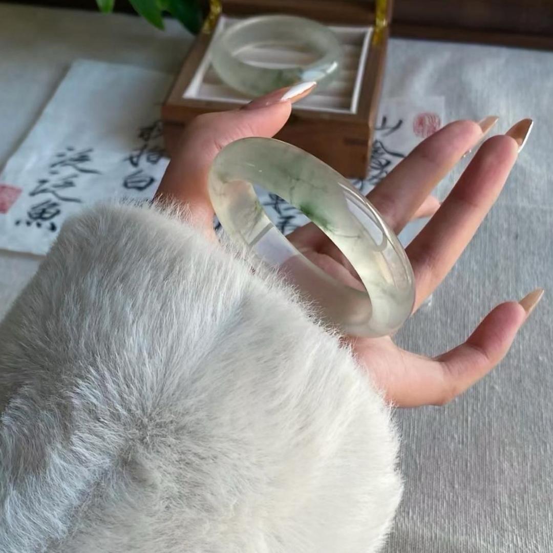 璞玉天呈手镯11