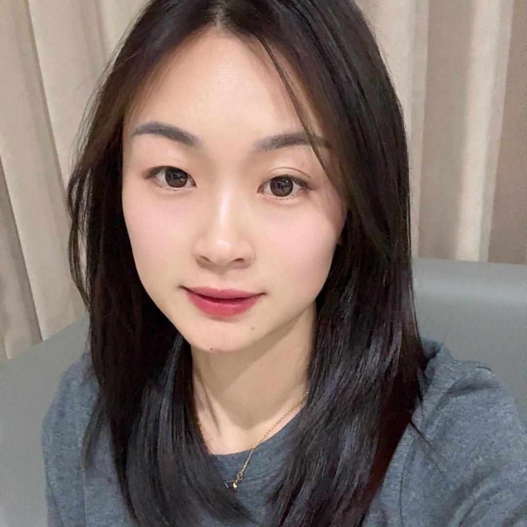 周周品牌女装（每天早上7点）