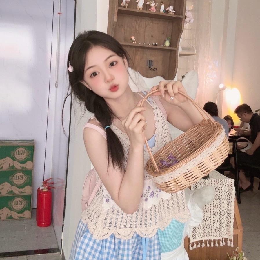 兜里有糖的露露 🖤