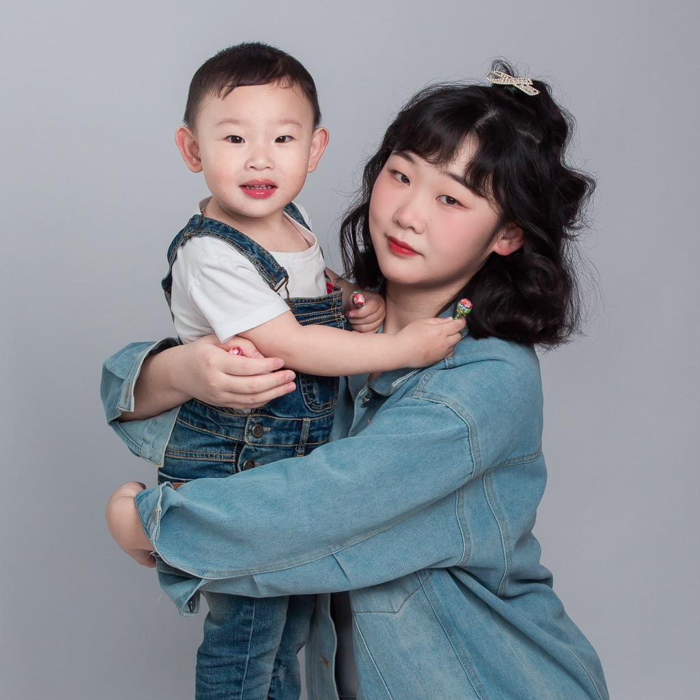 沐彤思衡