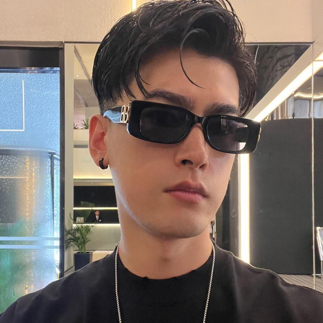李泽豪