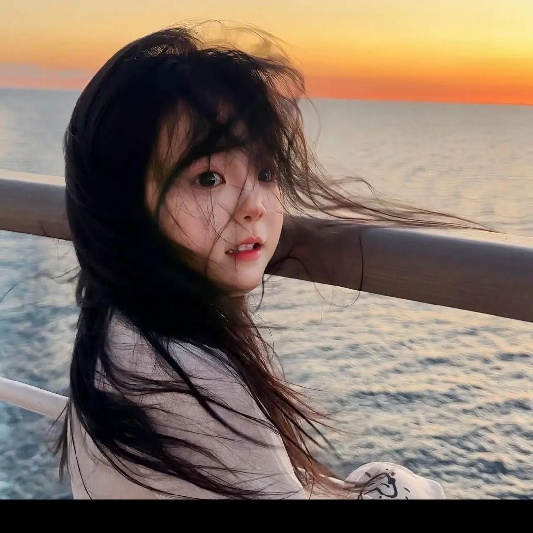 咕噜咕噜 ᥫᩣ ˎˊ˗