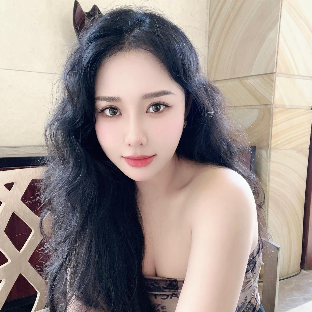耐看的朱朱