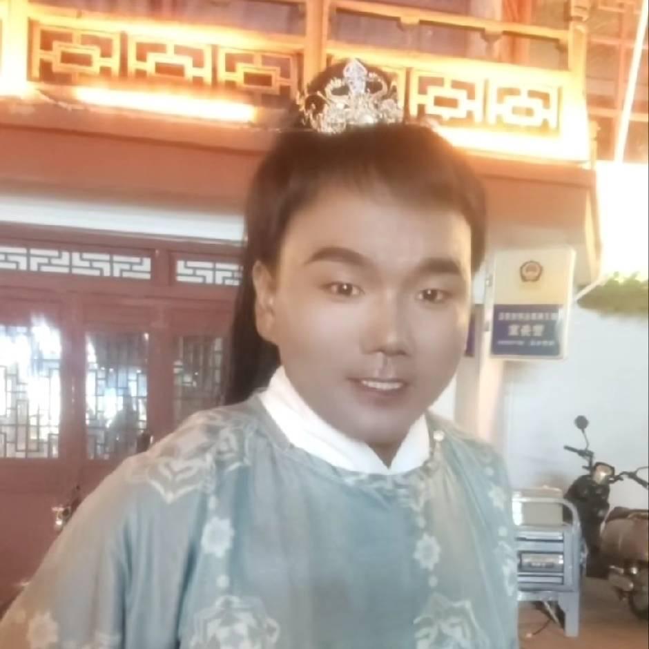 一娃尔冲