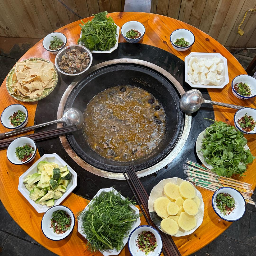 霸道柴火鸡临沧店