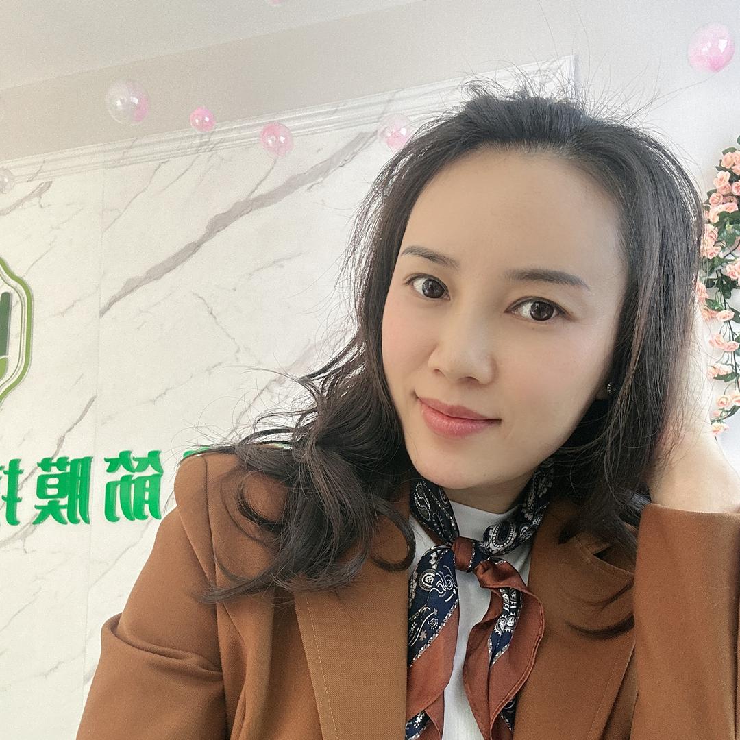 做美业的余余姐