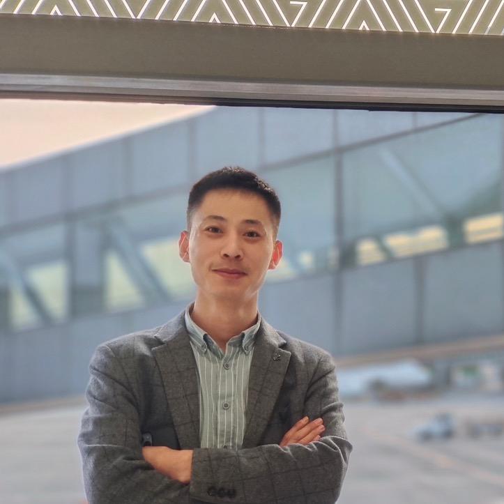 龙跃展柜有限公司