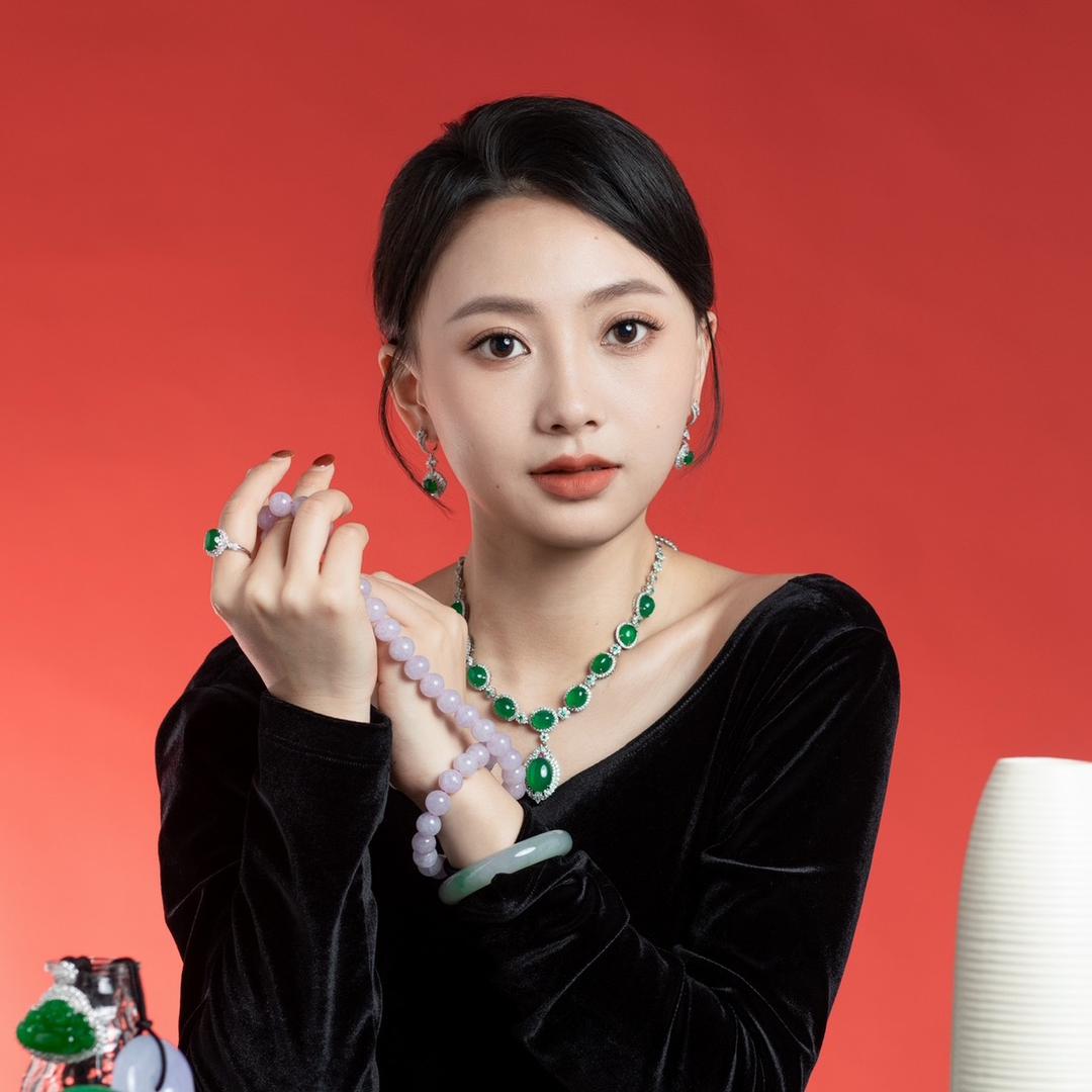 美镯秀老板