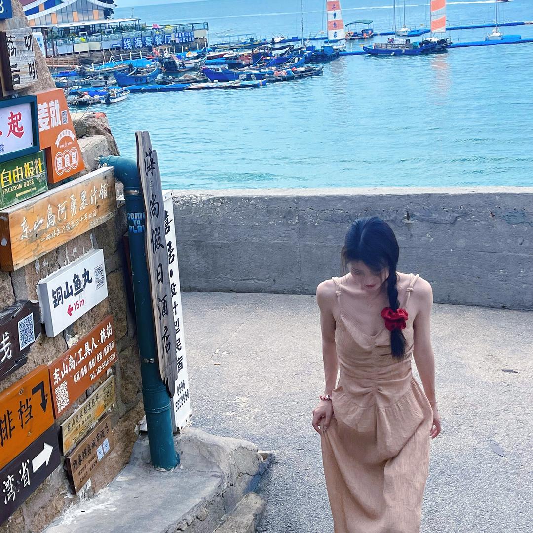 小7睡醒了