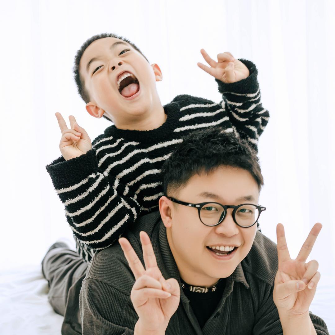 与玮同行