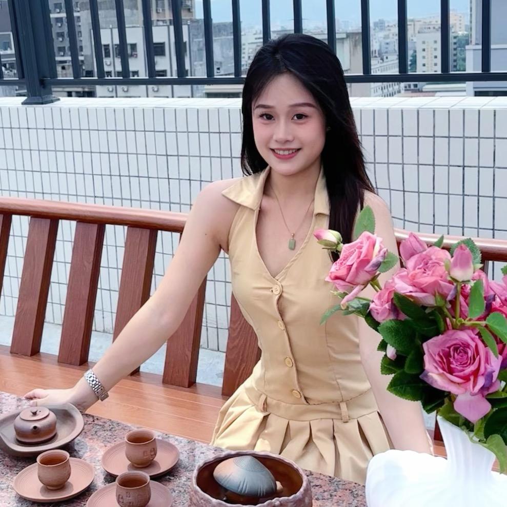 星星在潮州当“包猪婆”