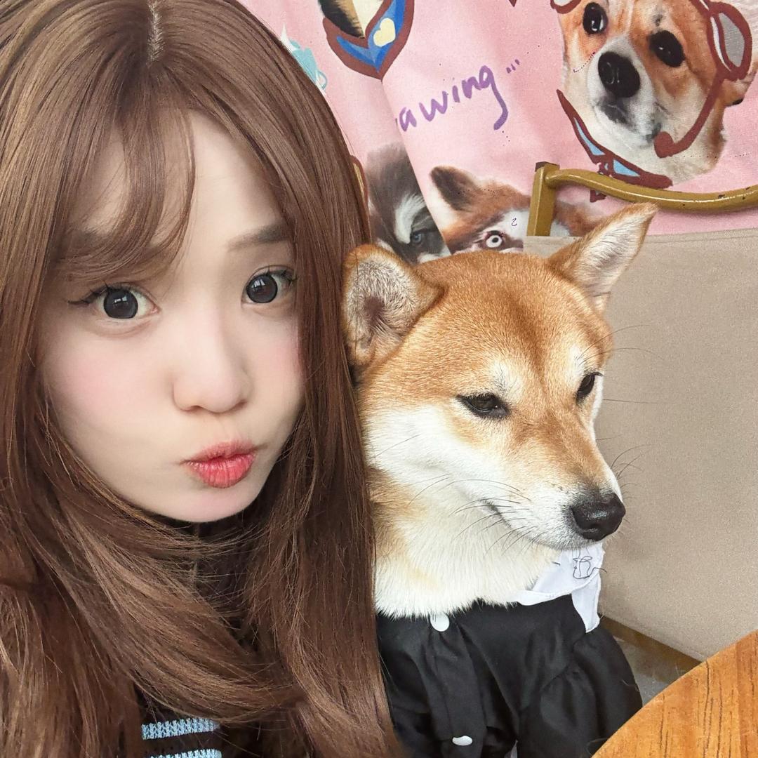 颜