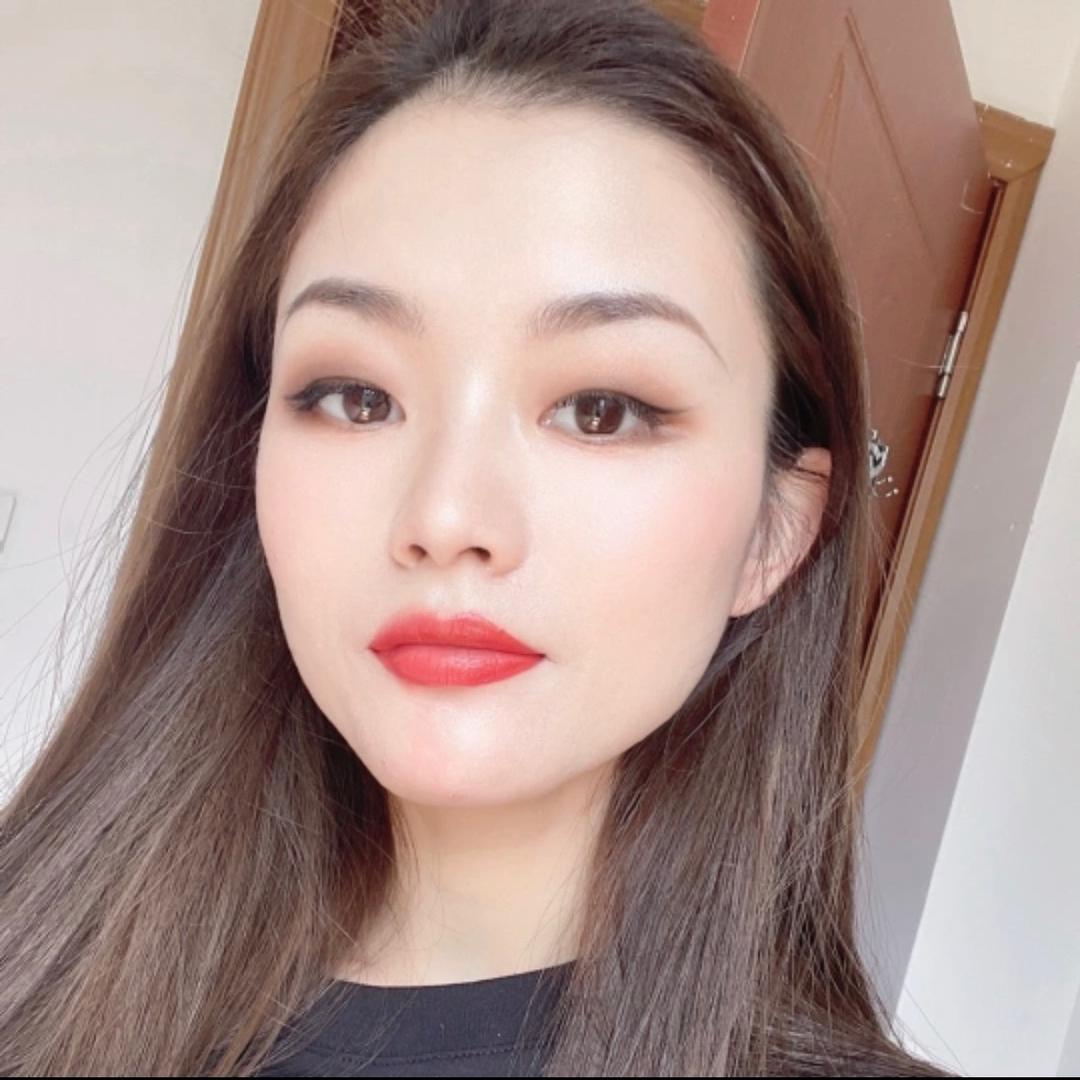 成都雅萌专柜晓婷