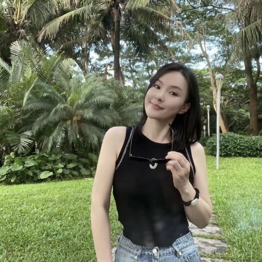 艾米AMY-轻奢女装