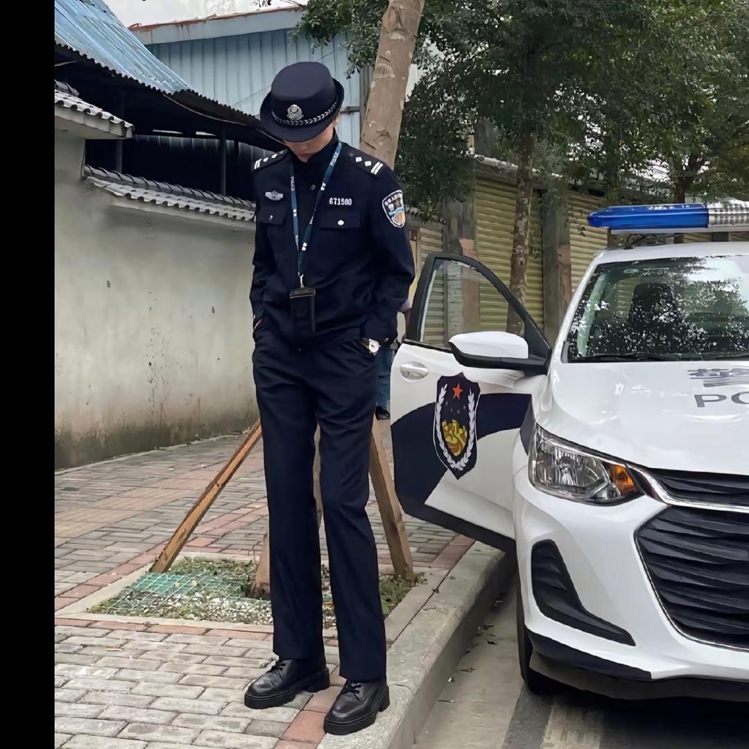 彬冰