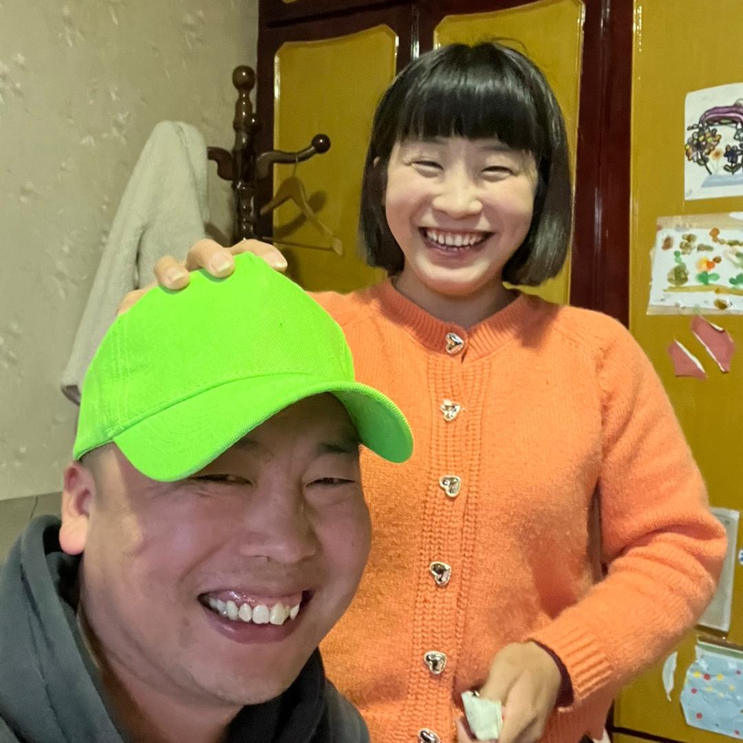 小 芳（炒鸡弟弟）