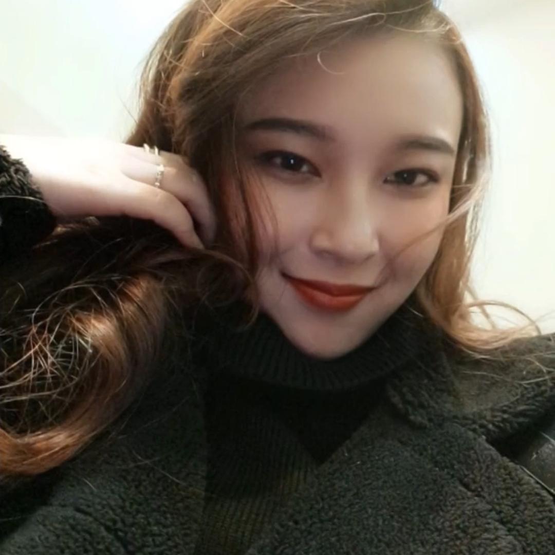 甜 甜 吖
