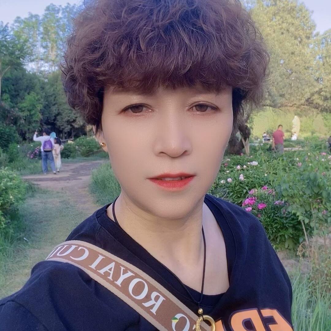 爱蹦哒的二小姐