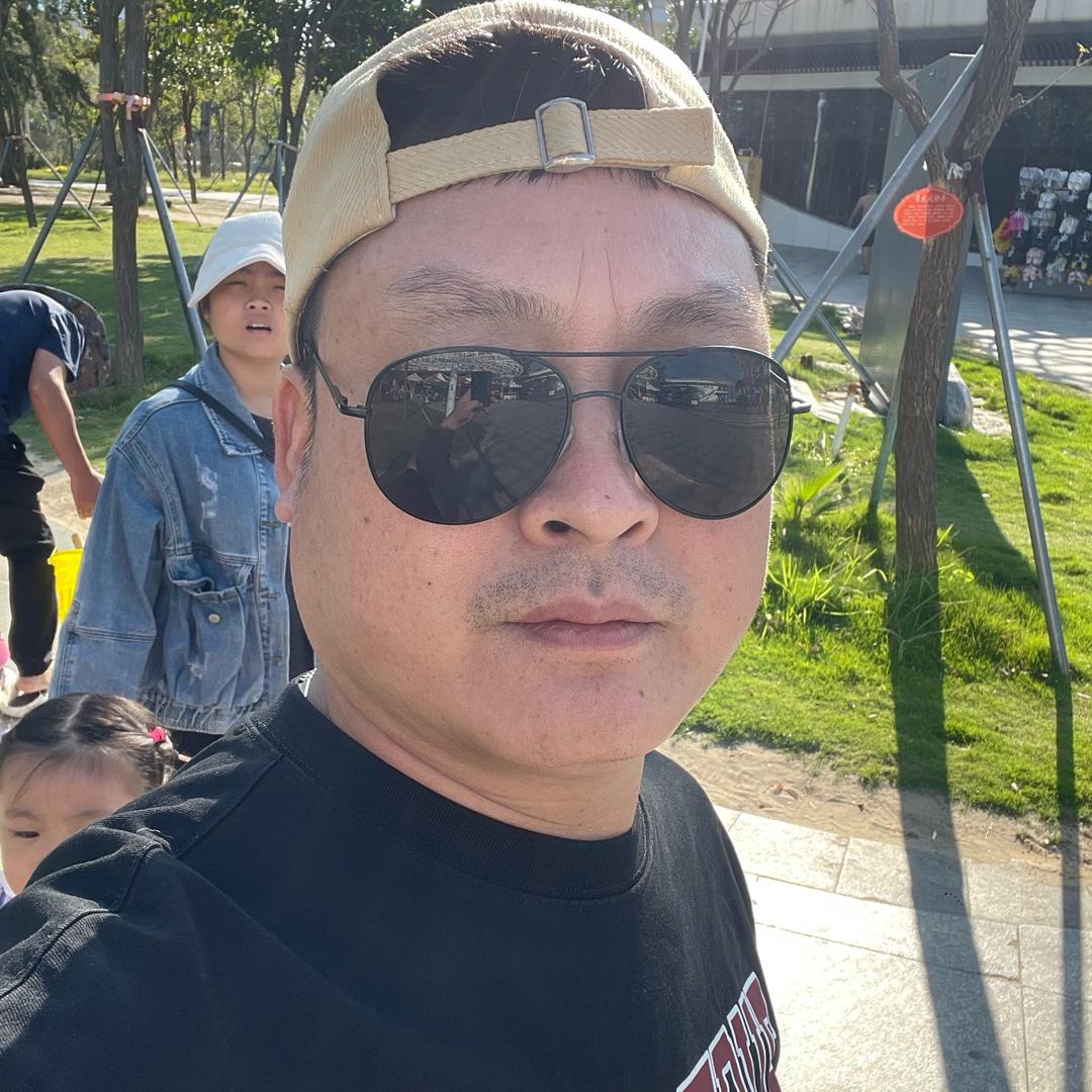 不锈钢高端定制——邱贵洋