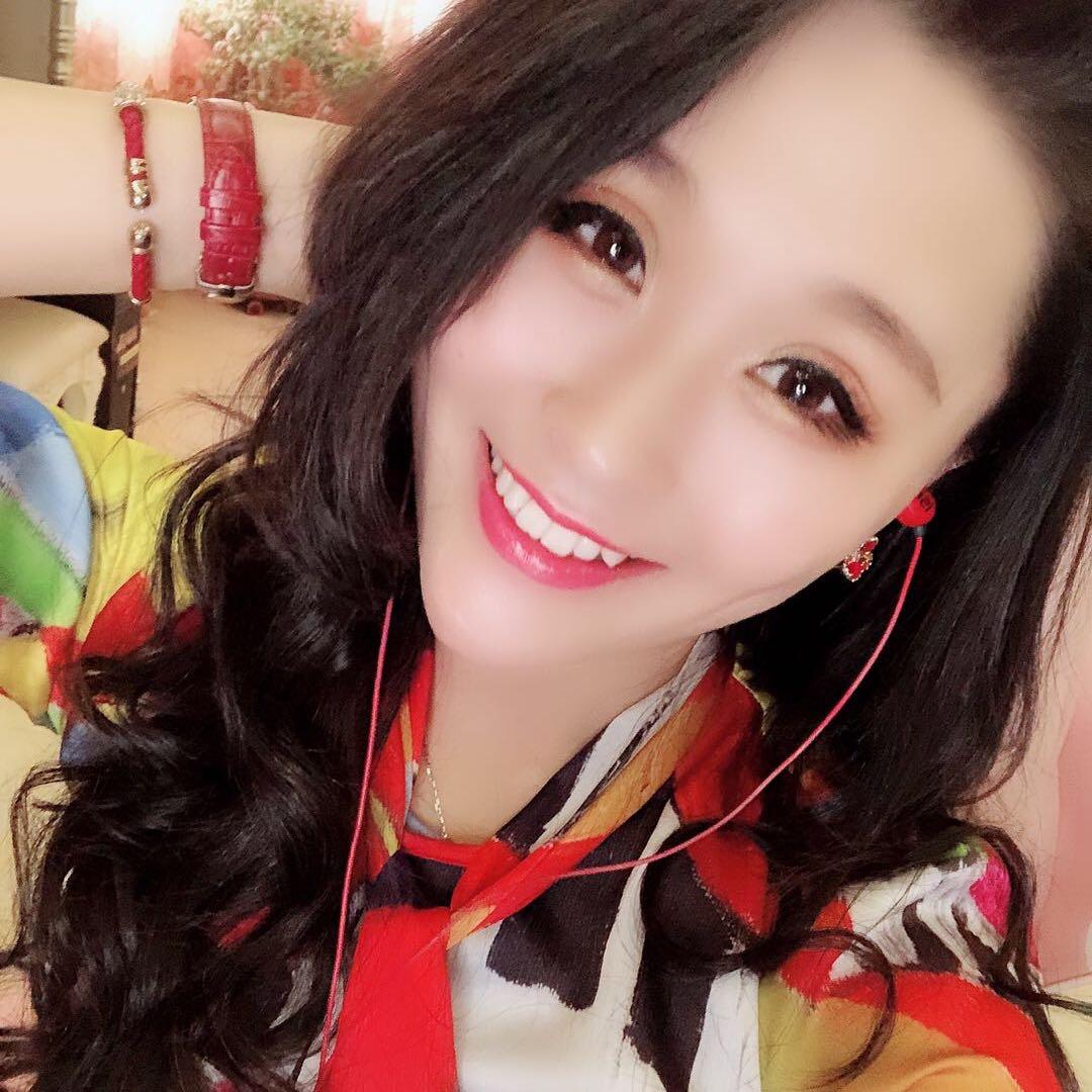 嗯哼🍓小虎牙