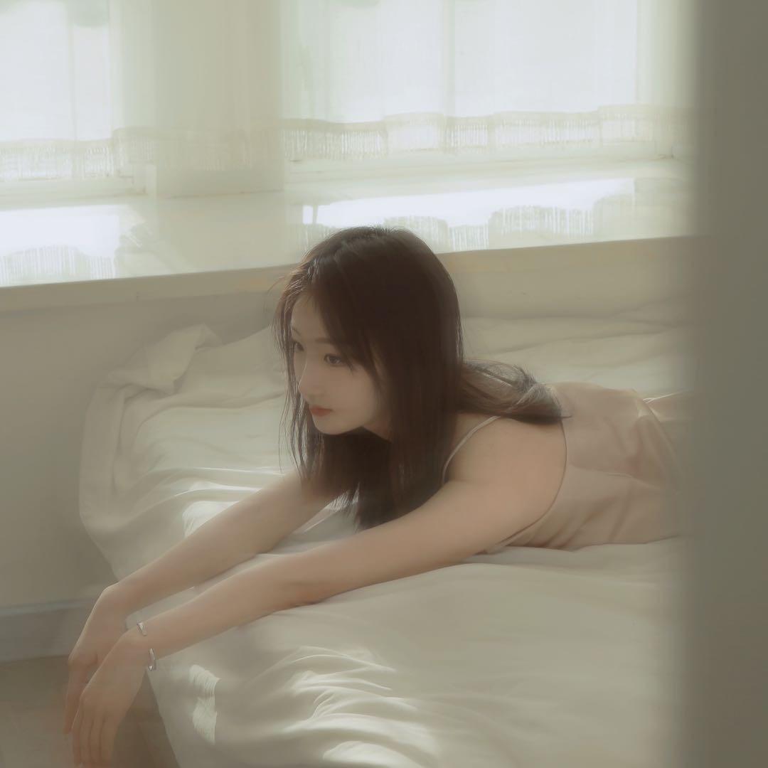小张不吃甜la💵