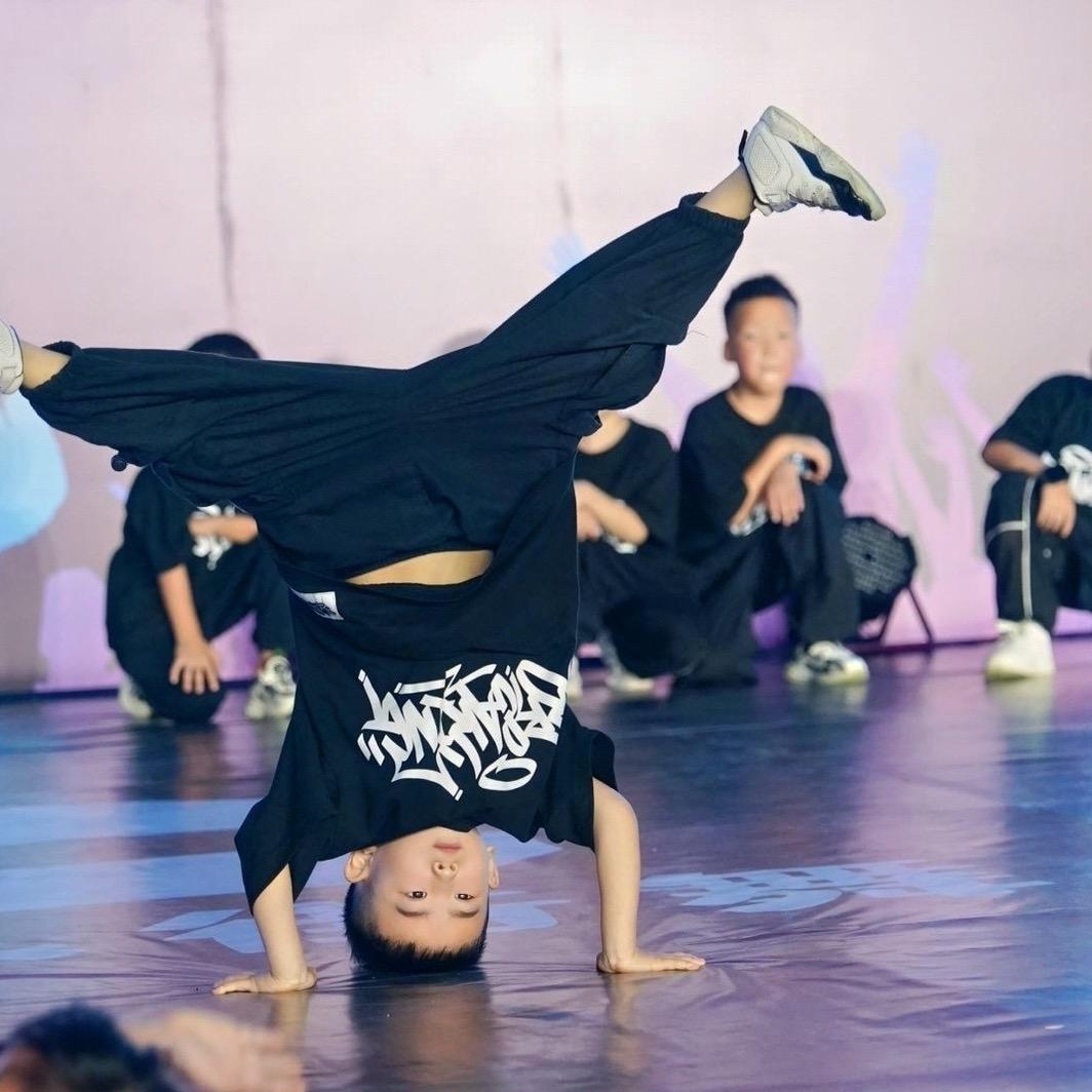 B boy小朱哥
