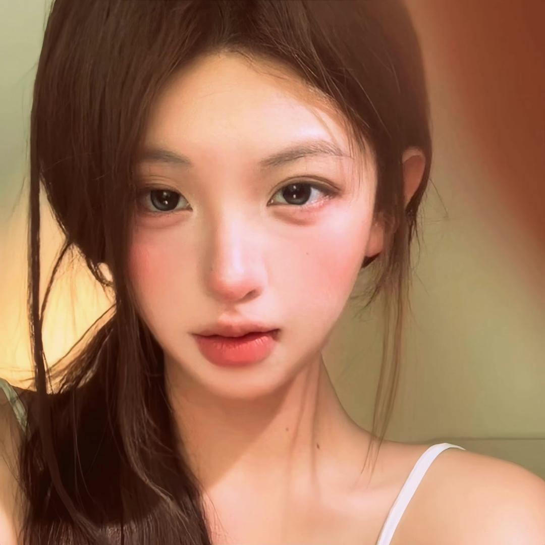 .    ⃢・ v ・⃢