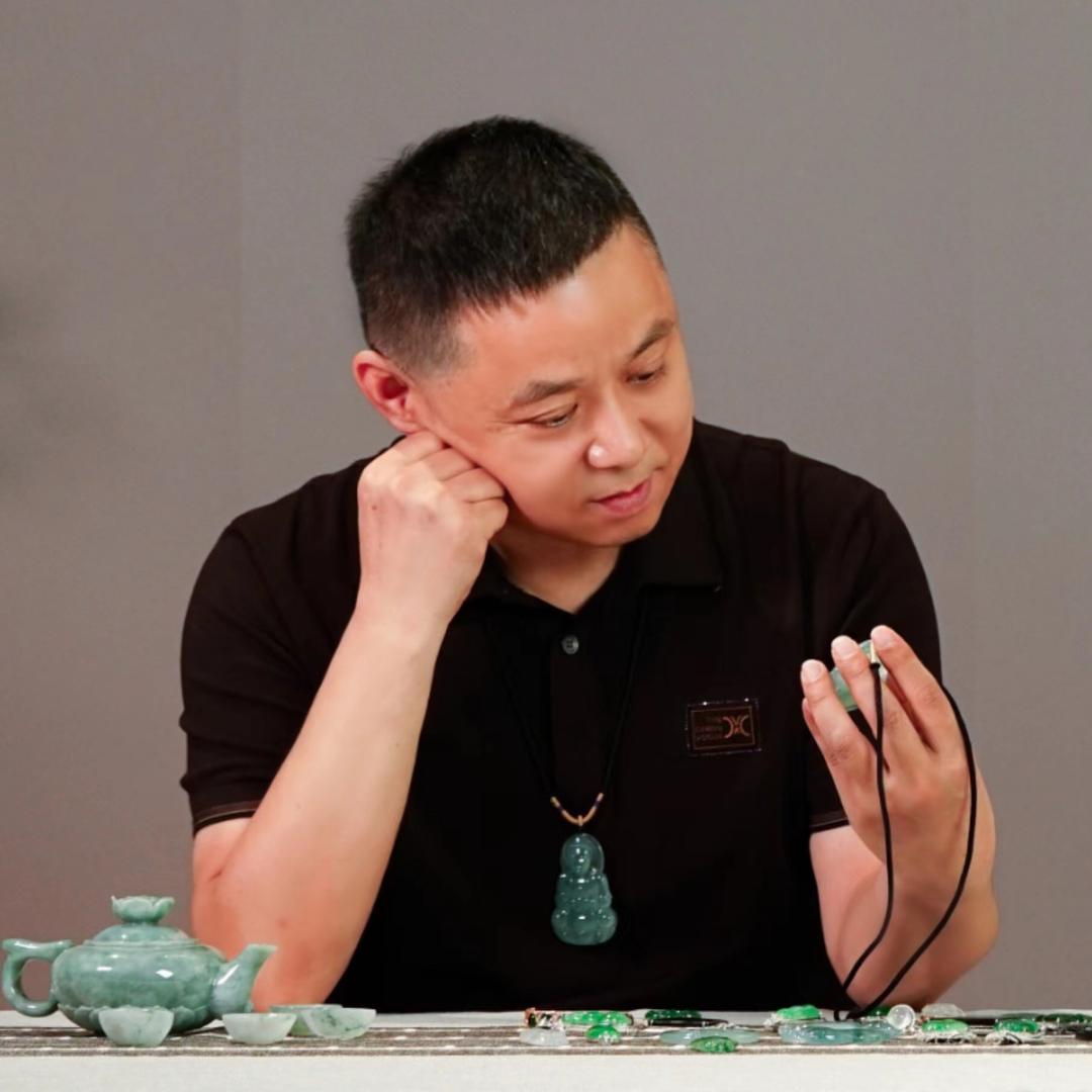 做翡翠的老杨