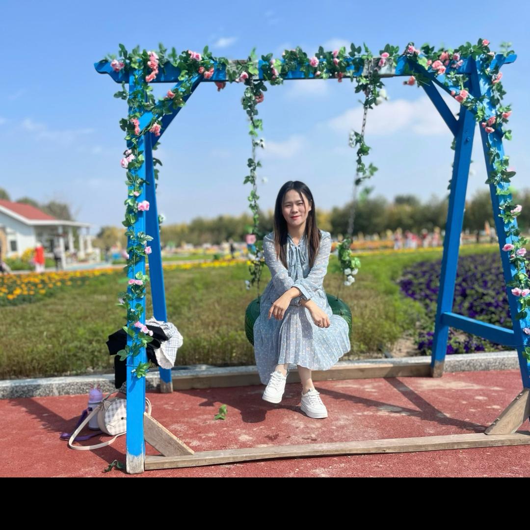 依苒是女孩