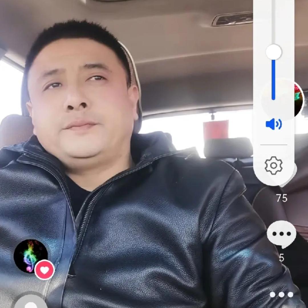 听海小筑民宿小院