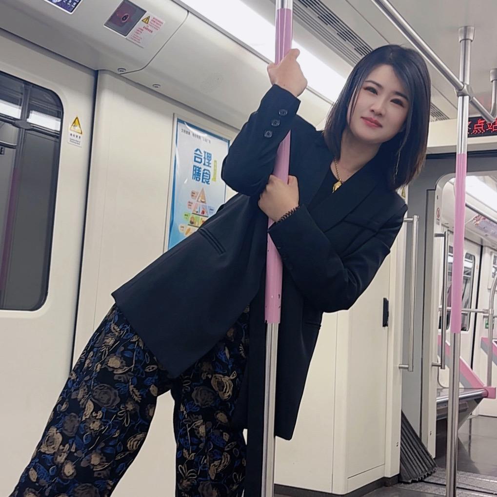 馨弘