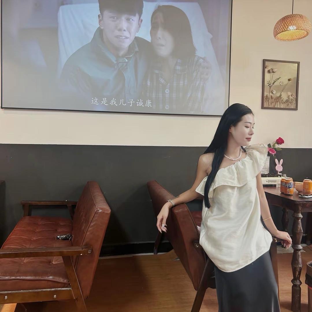 杨子.