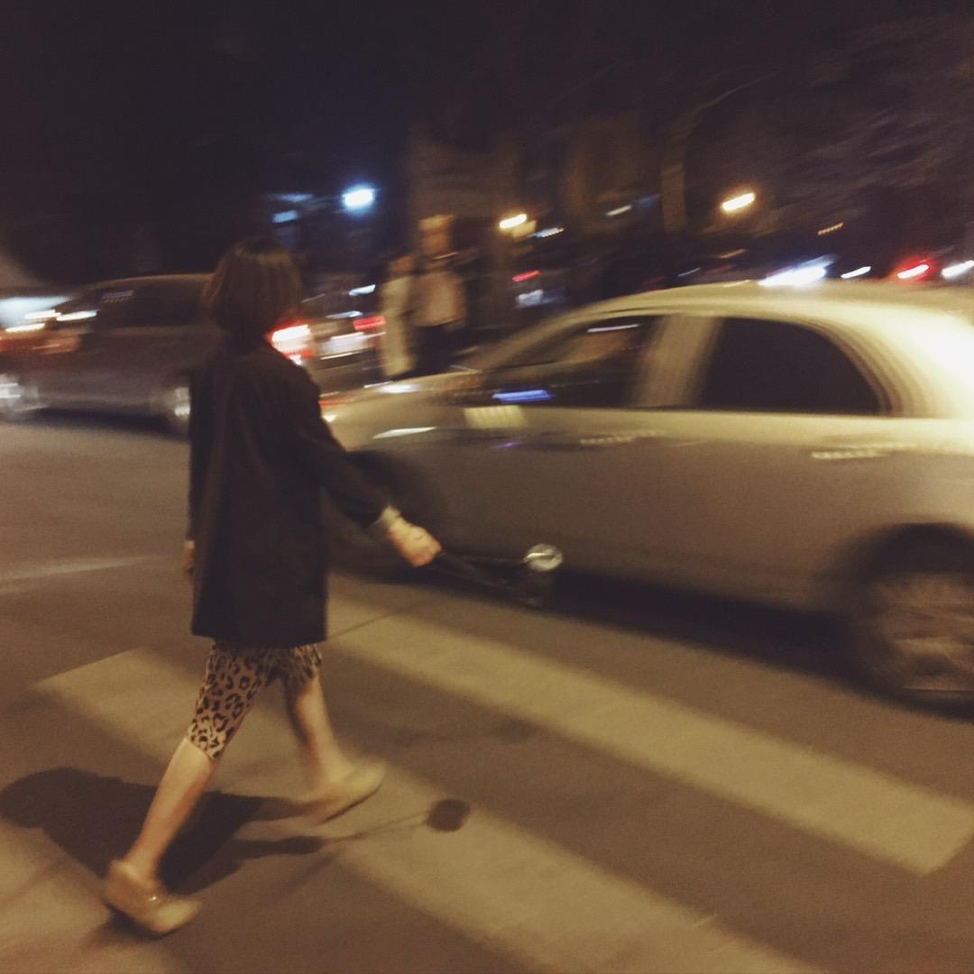 鲜黄的圆头杜鹃