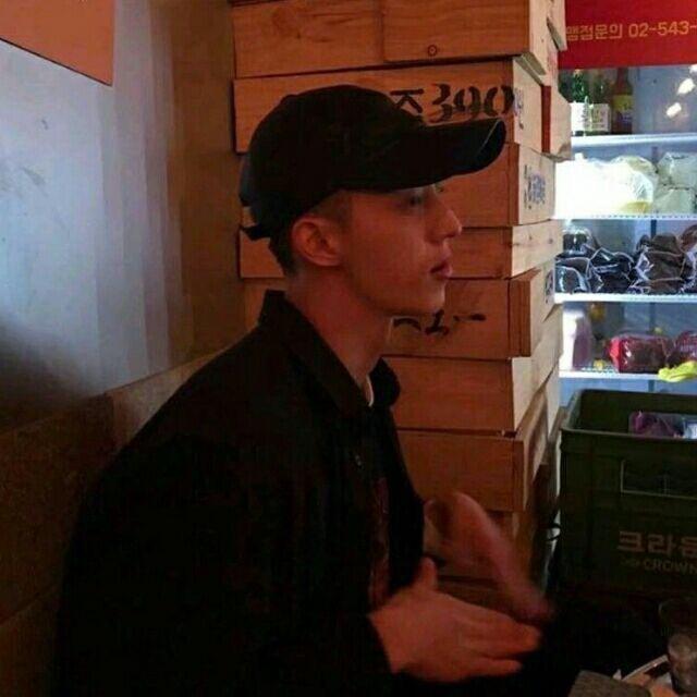 刘东的脖颈子🧻