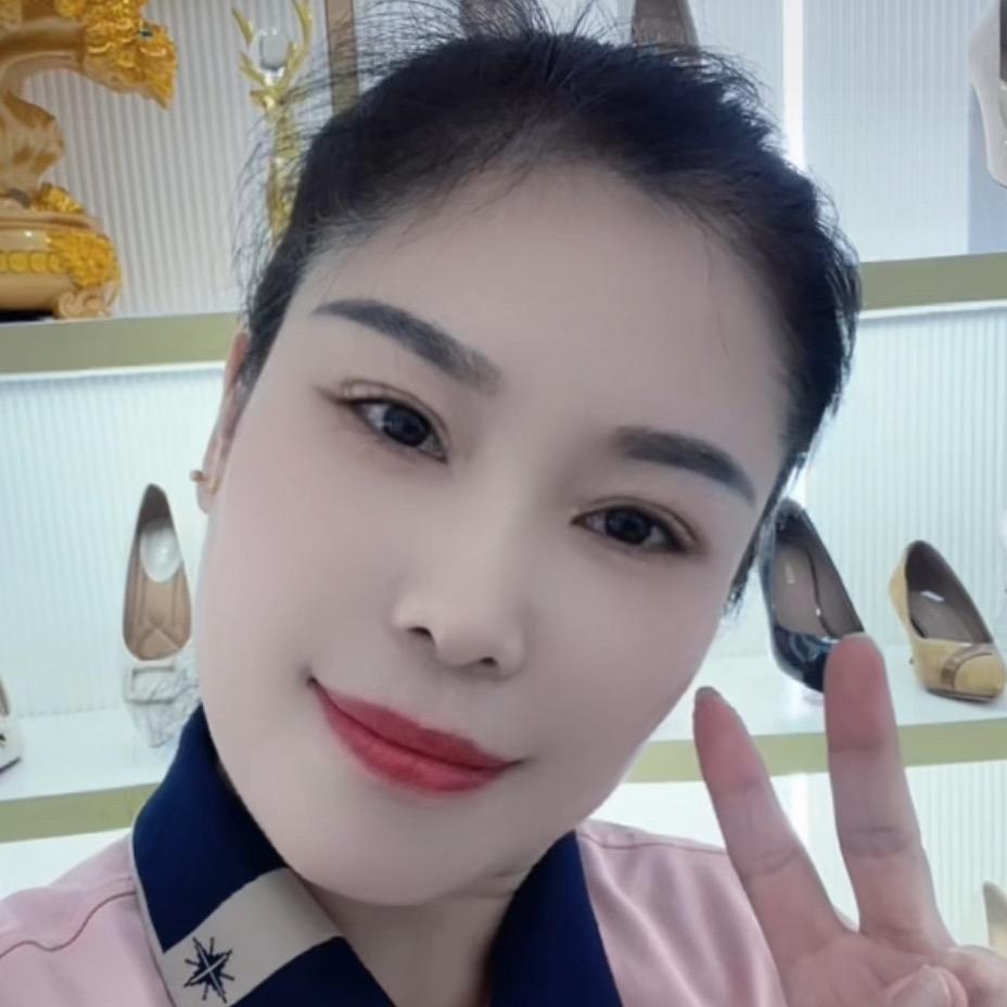 兰陵鞋服玉媛姐