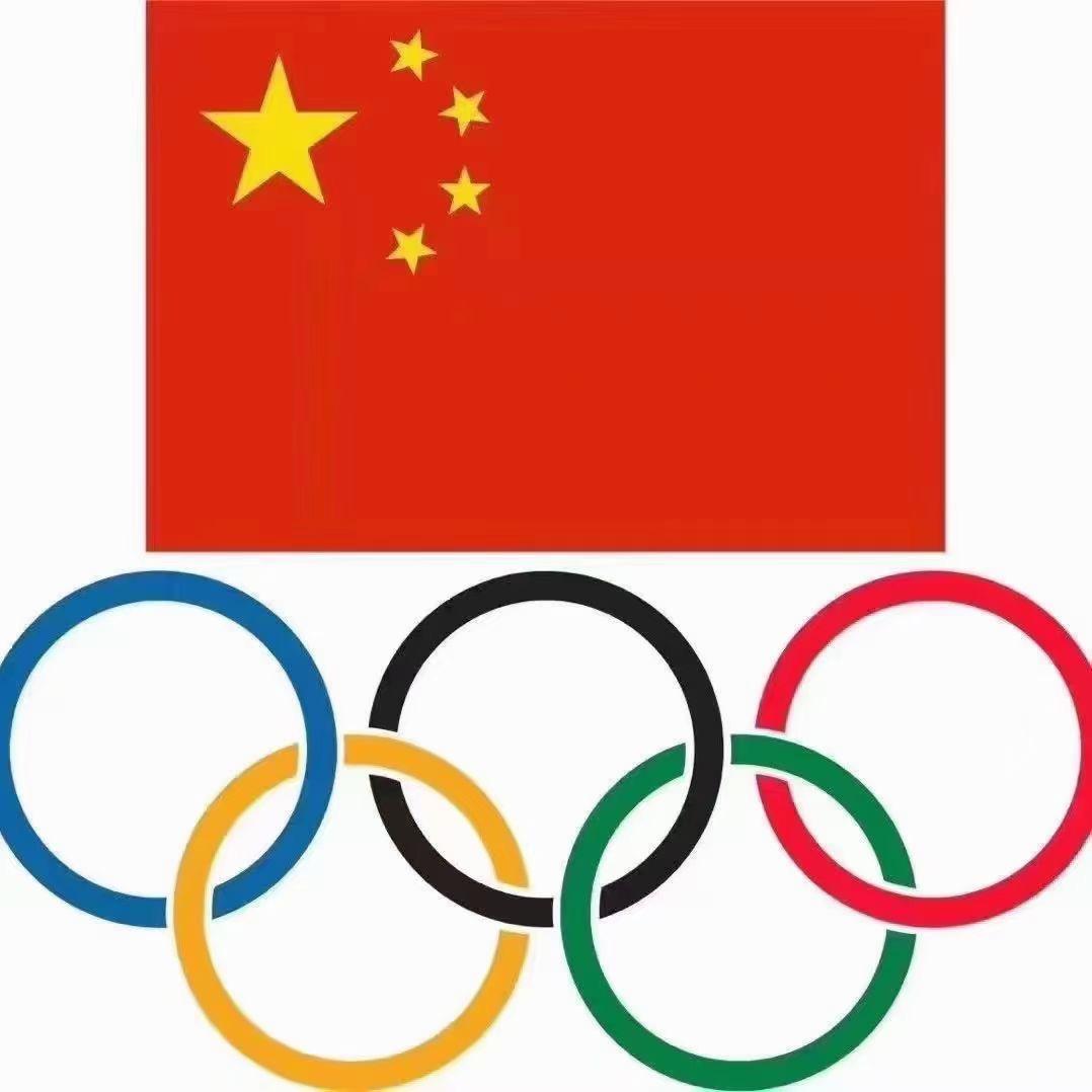 乾龙体育 万众游泳俱乐部 邱世宇