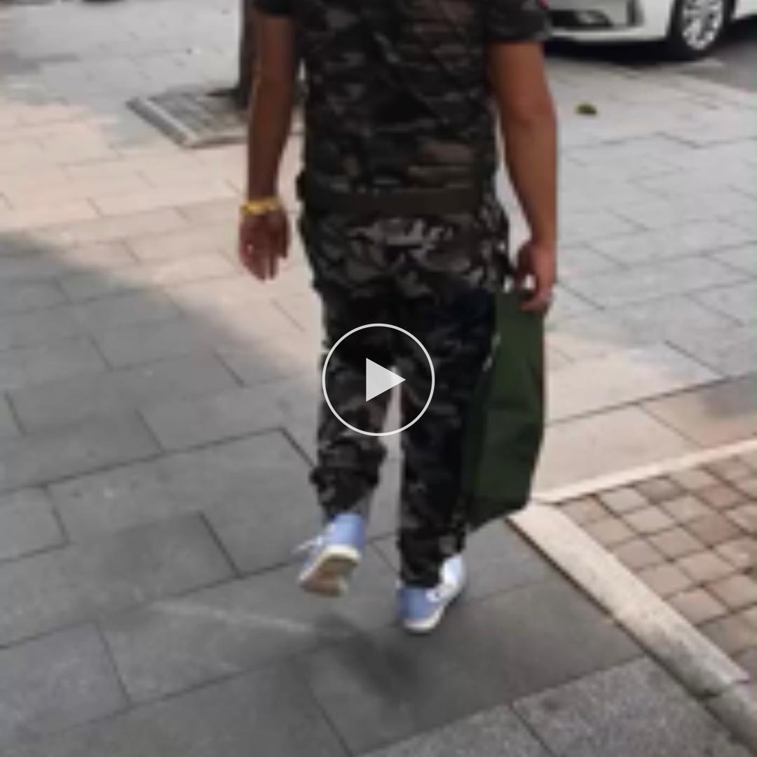 我是黑哥