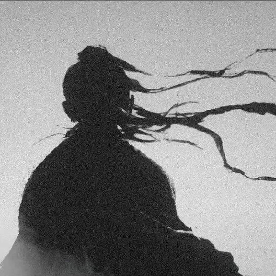 三持