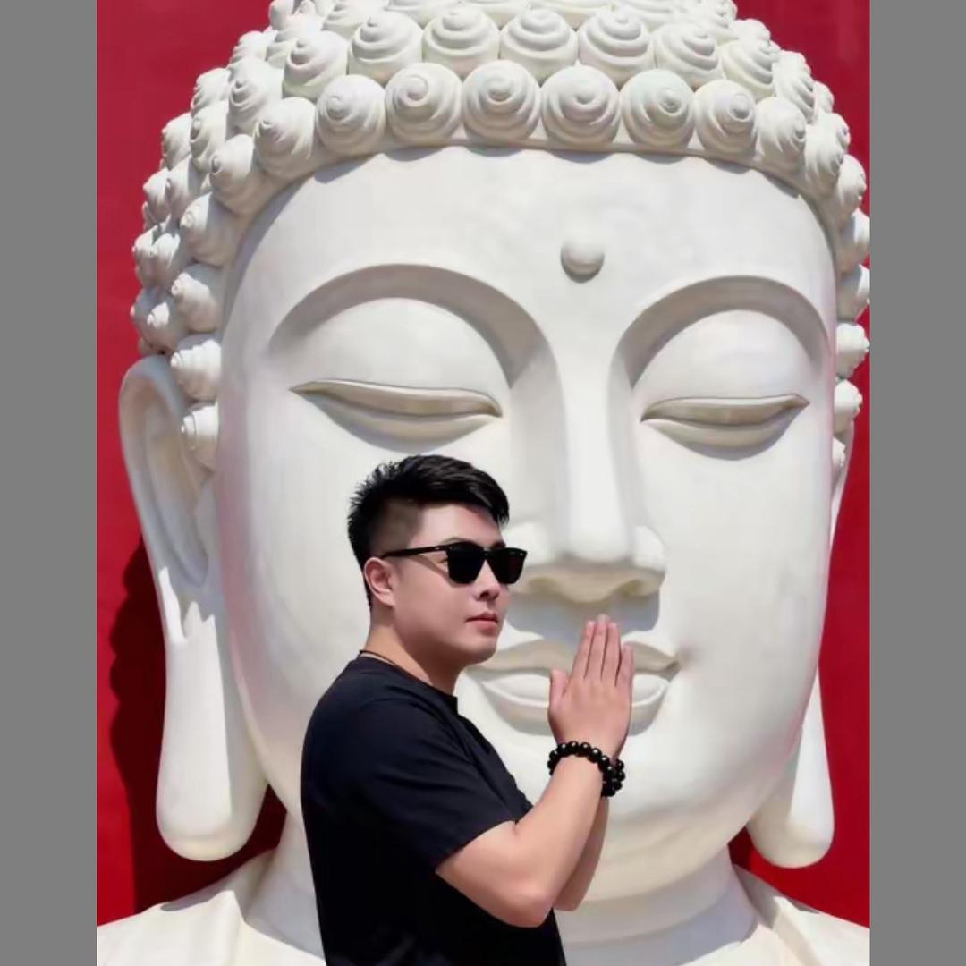 《￴ ￴郑公子》