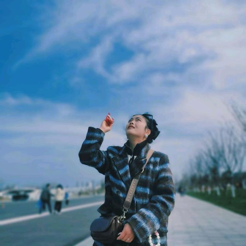 倩倩要努力💐