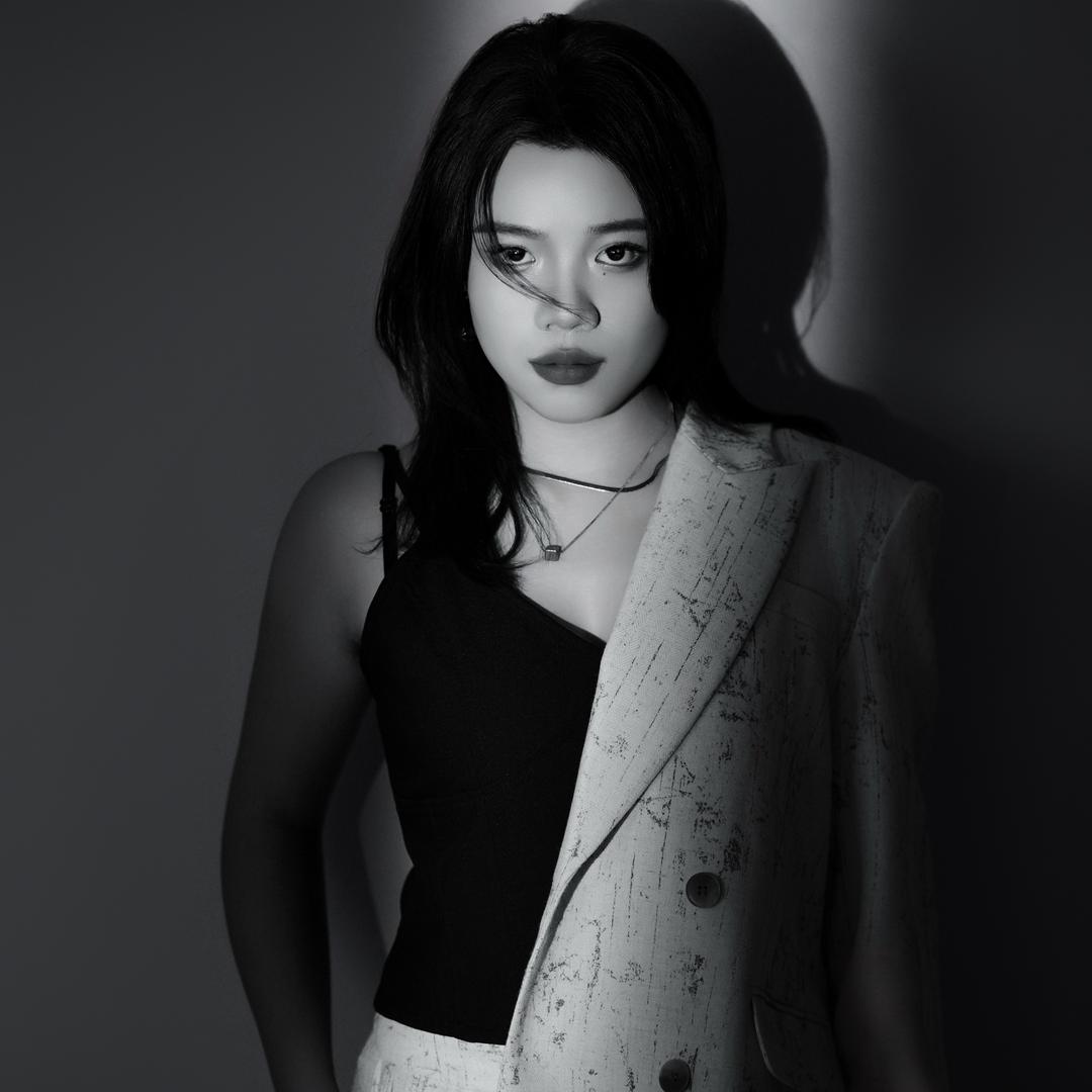 发型设计锐恩 Eva