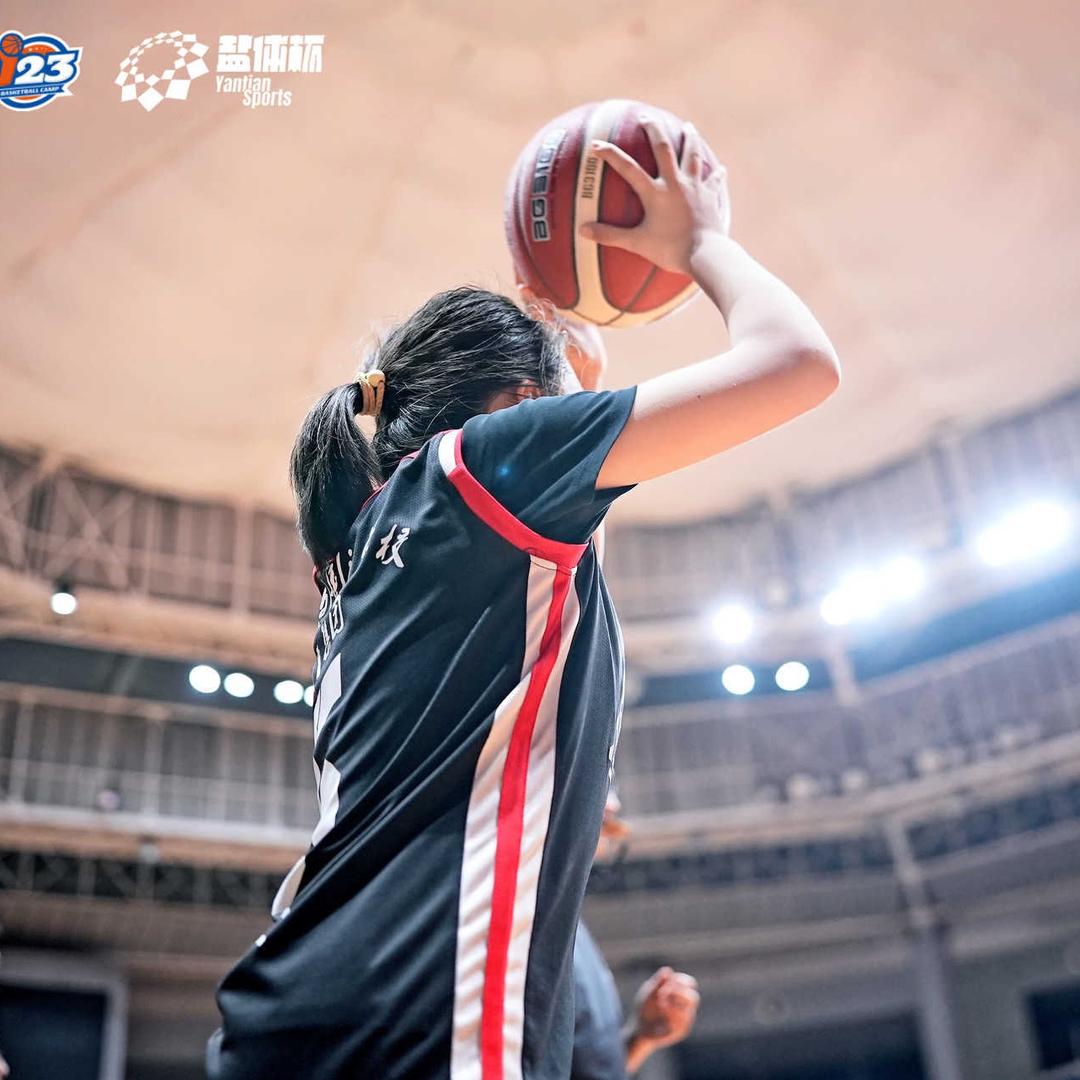 @篮球女孩王小羽