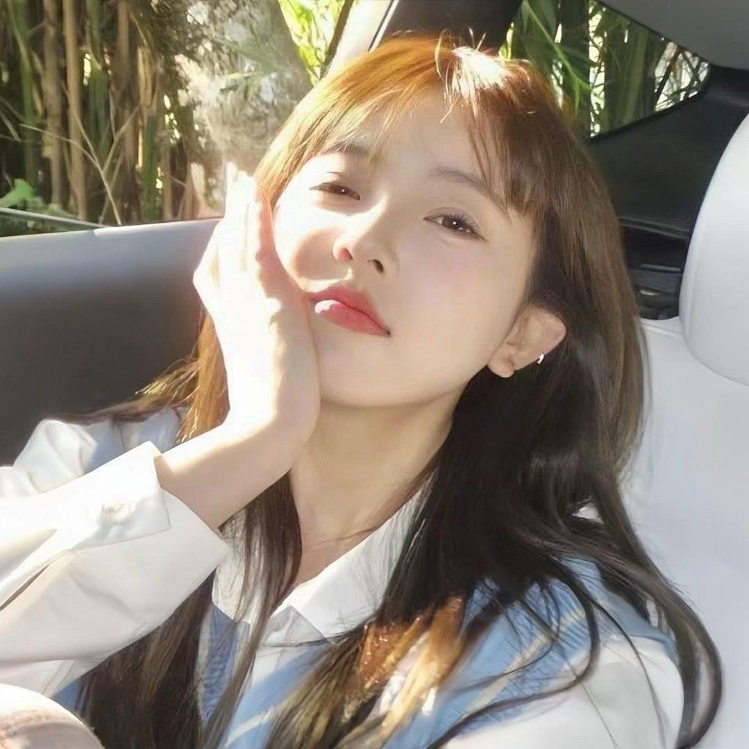 小艺[进群看主页]