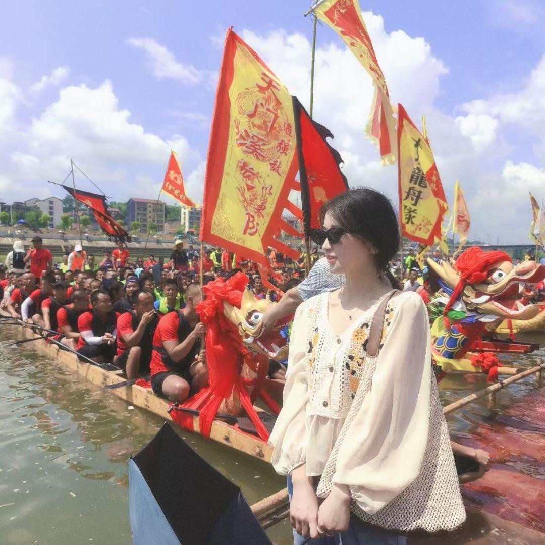 小朱来了（龙舟号）