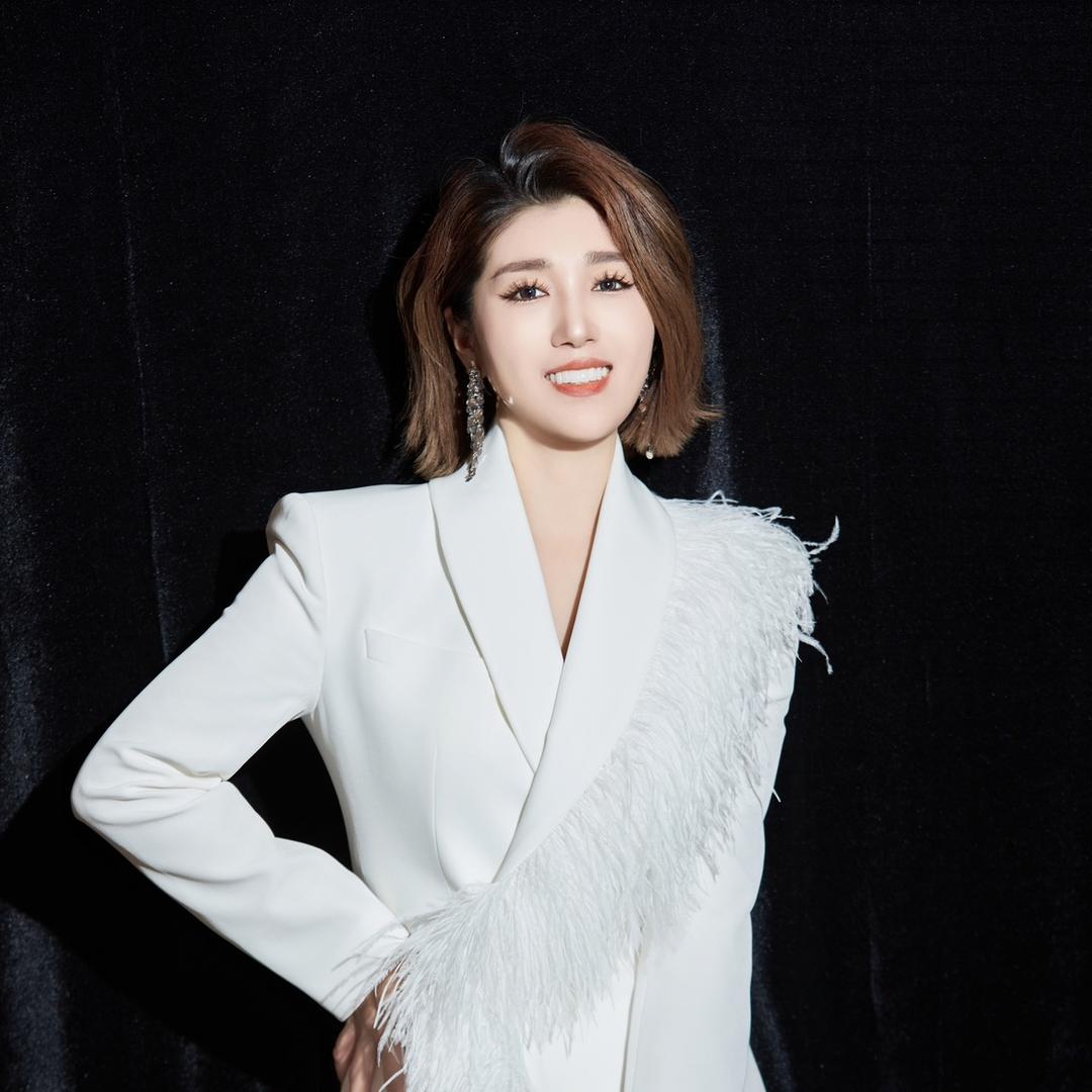 美业董西雅