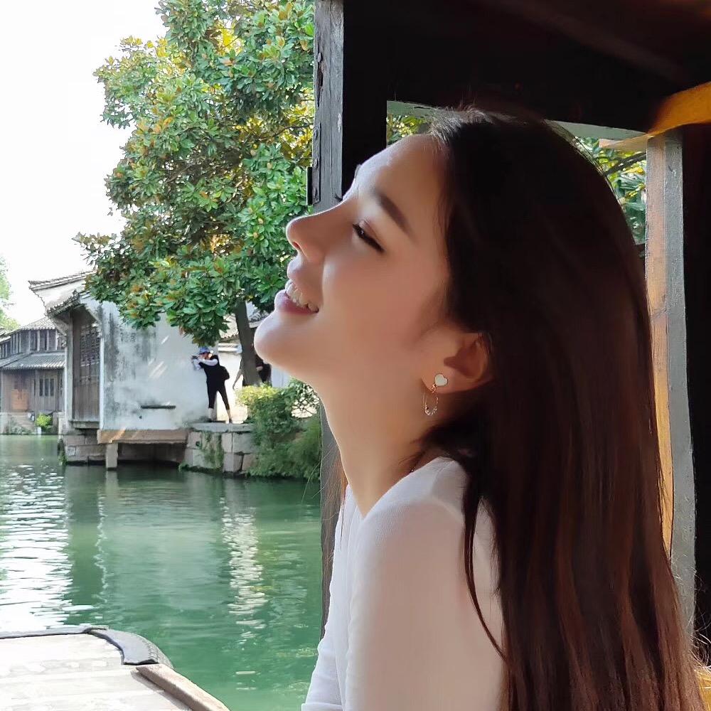 小粥粥Zz