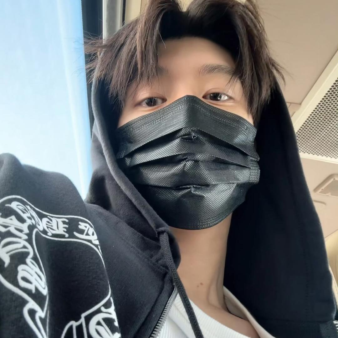 来一杯冰橙汁