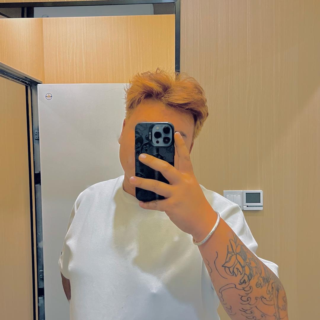 Aaa阿杨