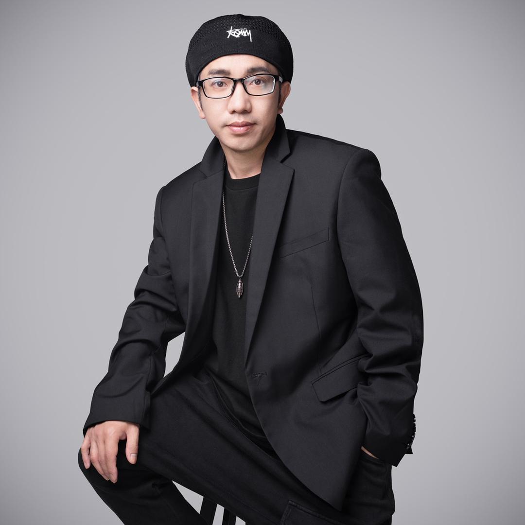 广州发型设计师历臣Nicson